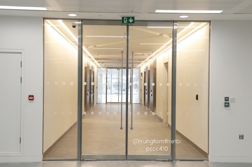 1-83843444-55fe-4906-96de-a44f23ffffa0